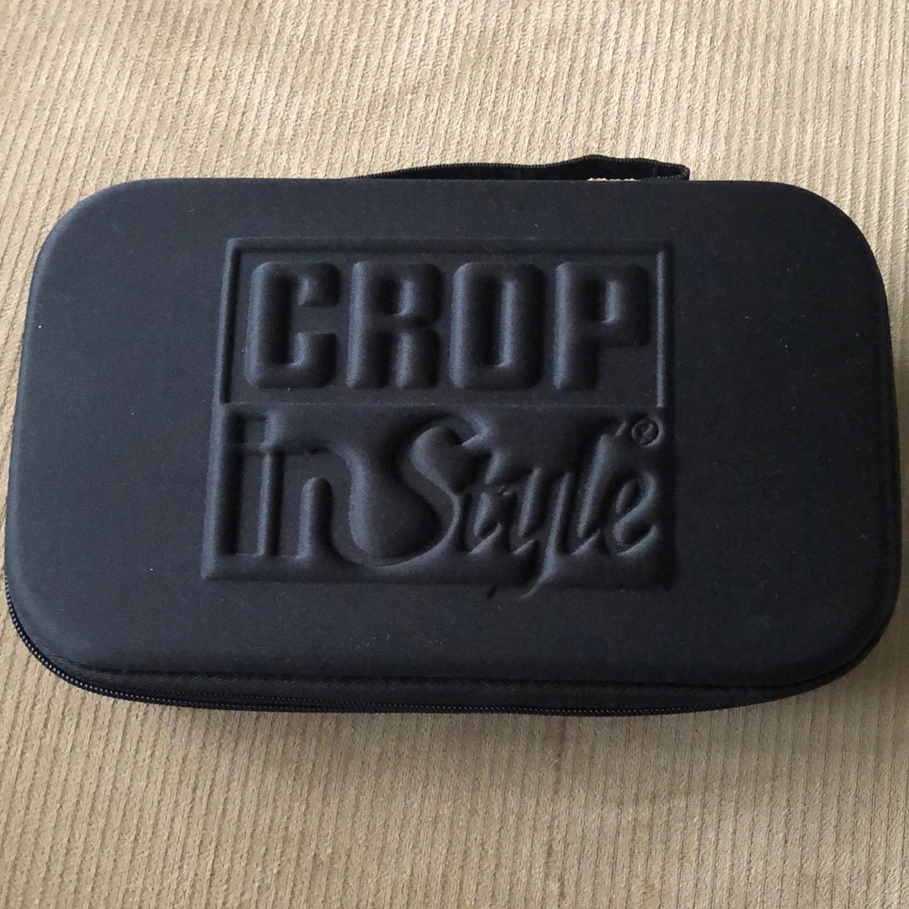 Scrapbook supplies case